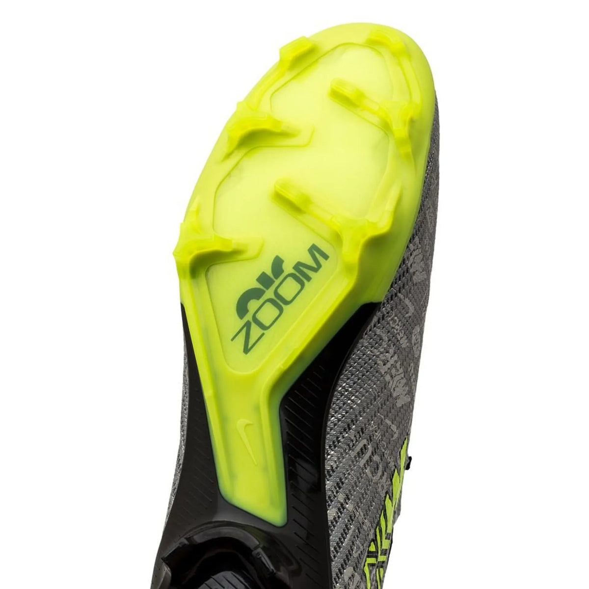 M - FUSSBALLSCHUHE