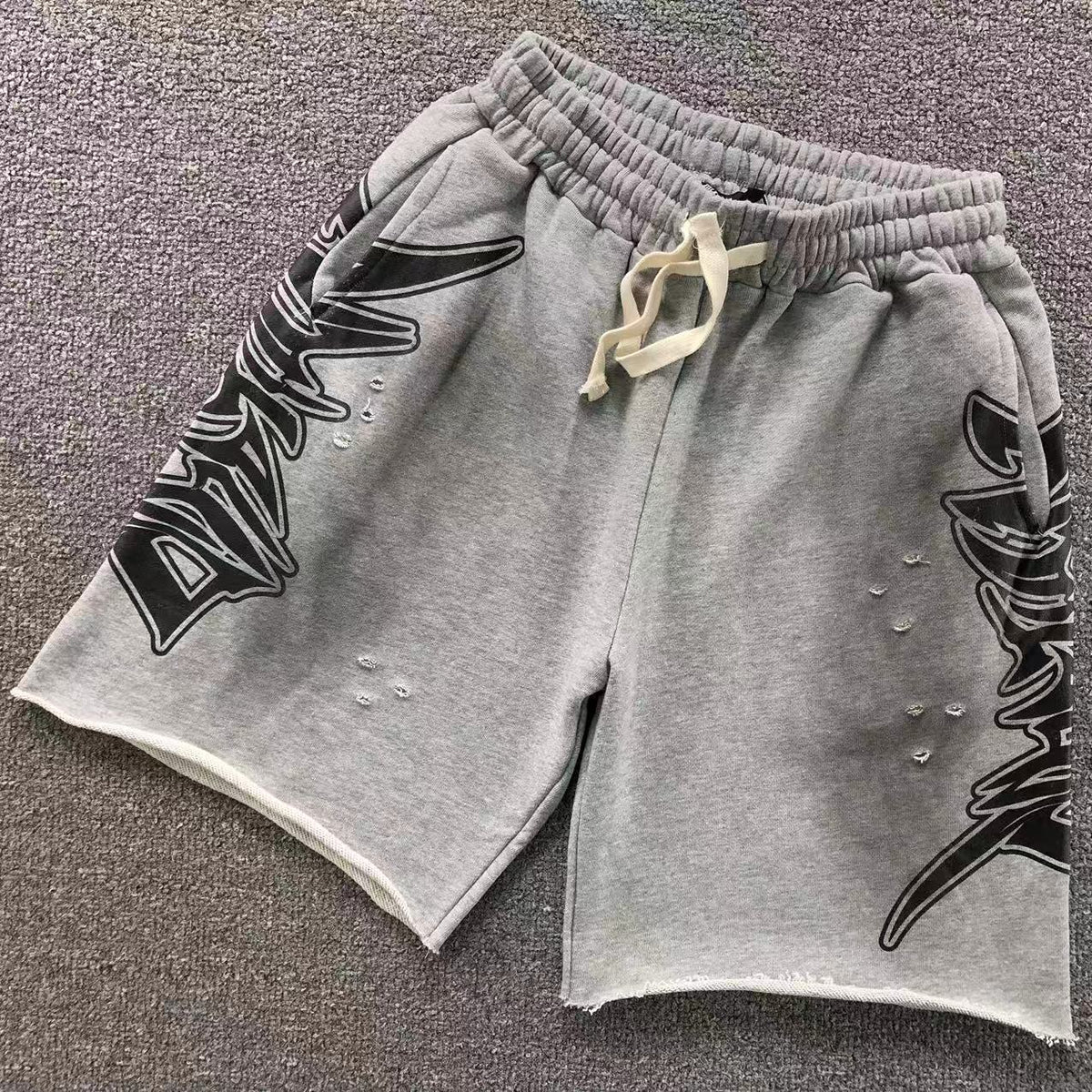 M - SHORTS