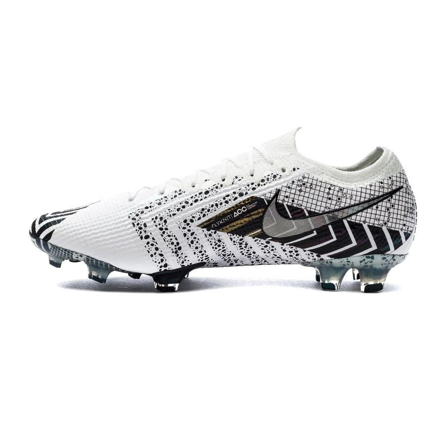 M - FUSSBALLSCHUHE