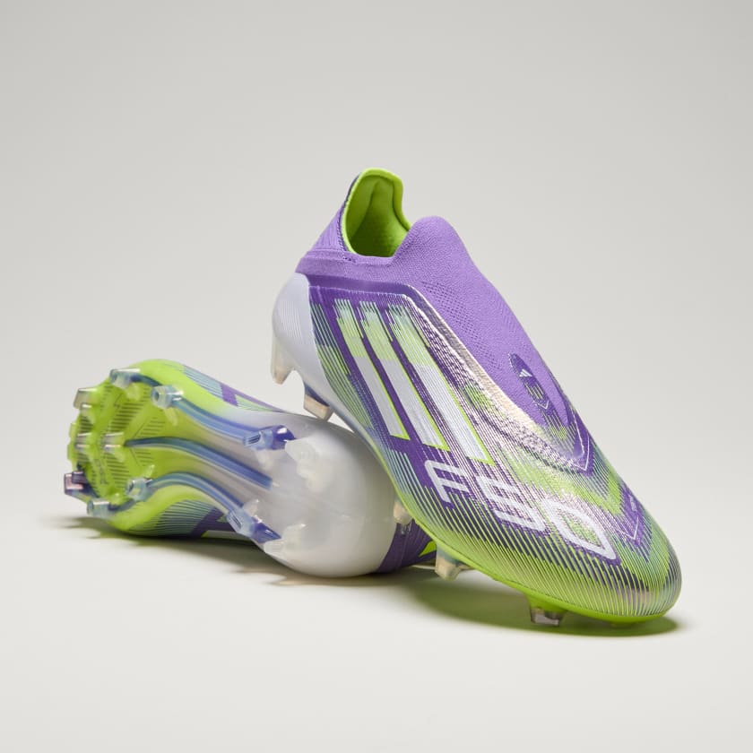 F - FUSSBALLSCHUHE