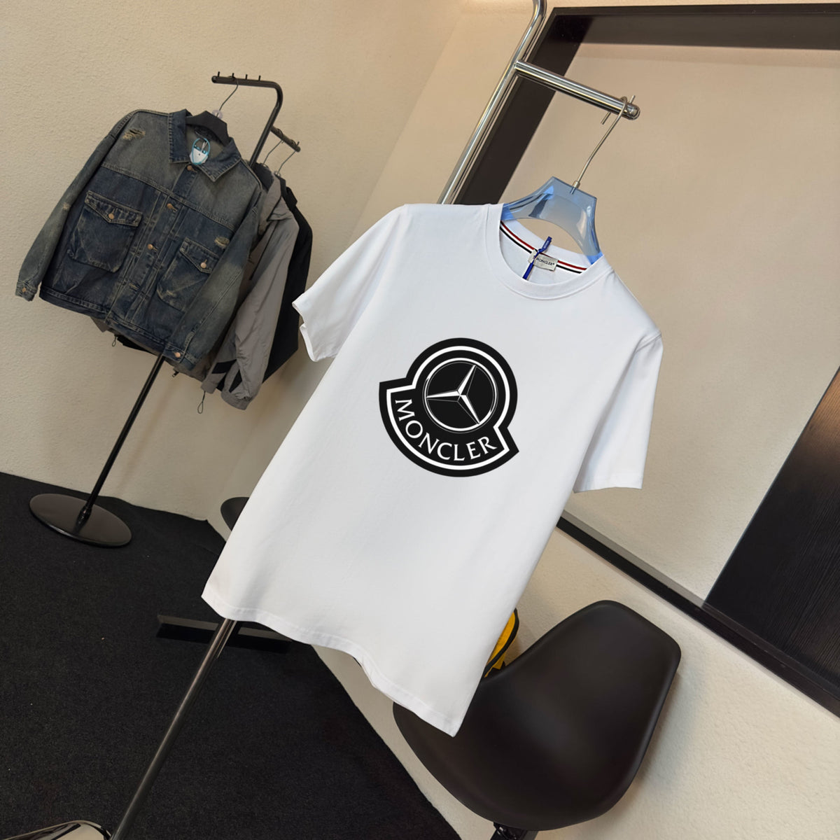 M - TSHIRT