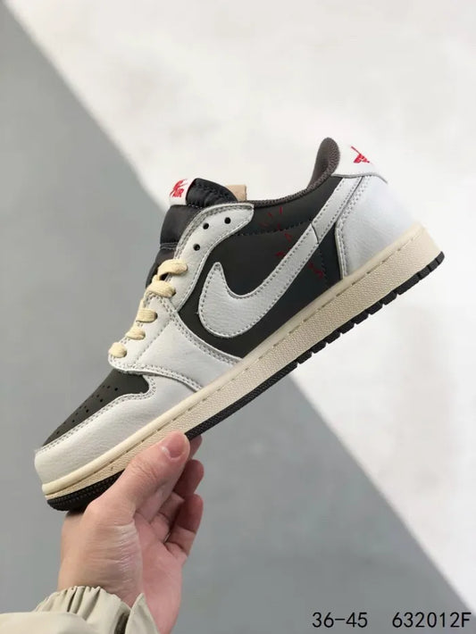 N - SNEAKERS