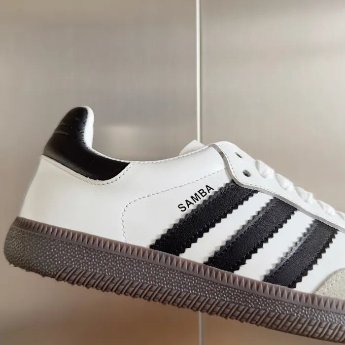 GG - SNEAKERS