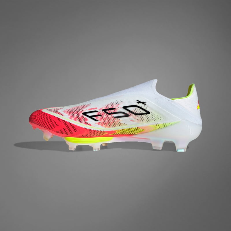 F - FUSSBALLSCHUHE
