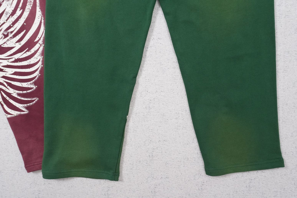 L - SWEATPANTS