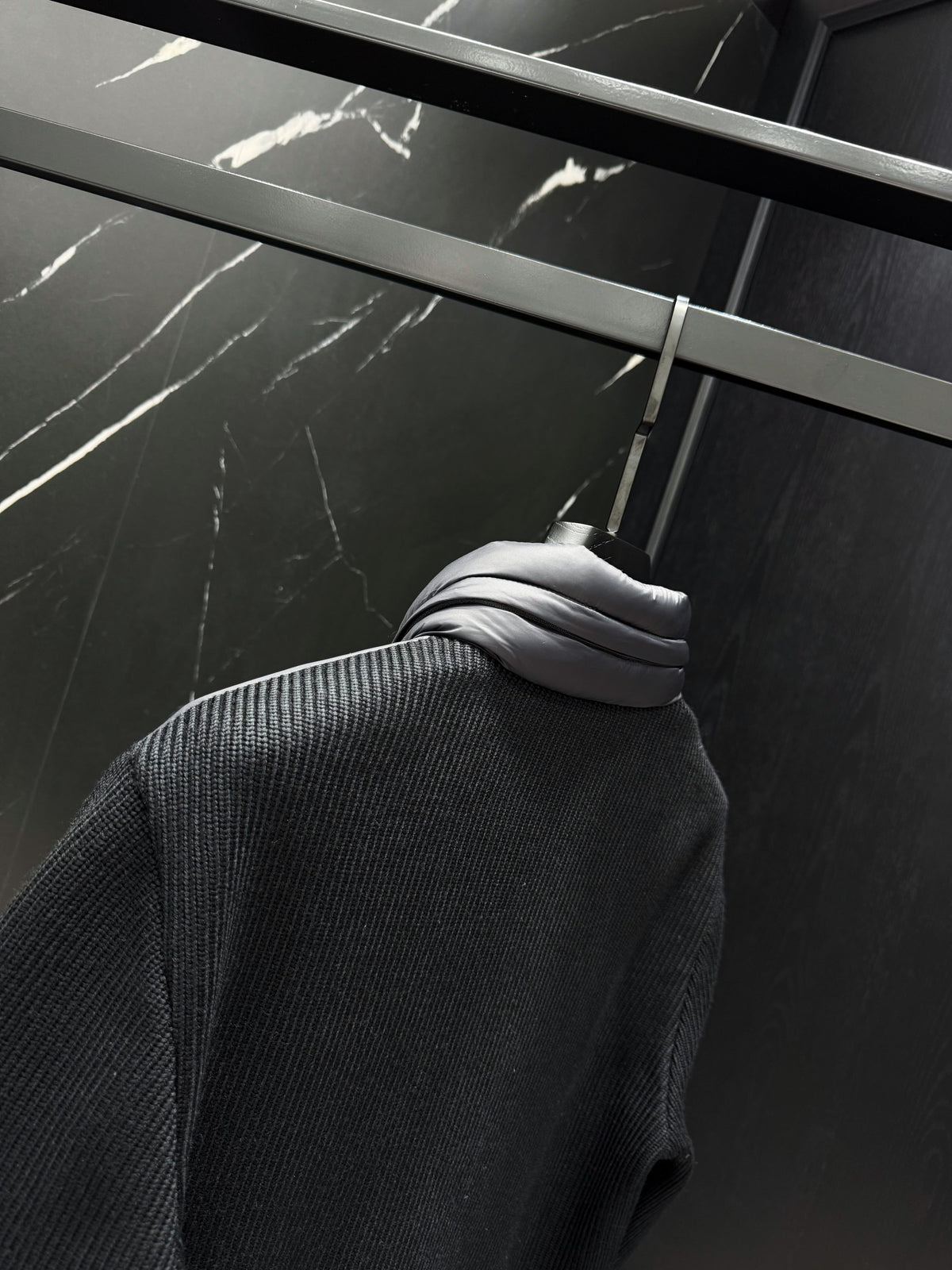 V - CARDIGAN