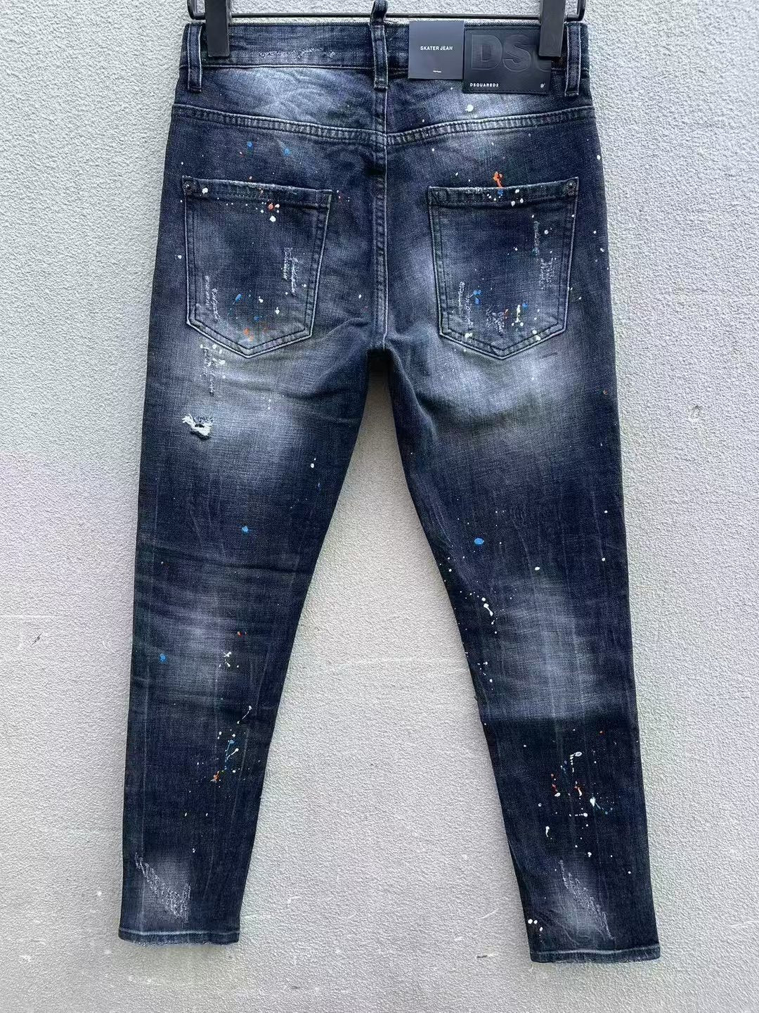 D - JEANS