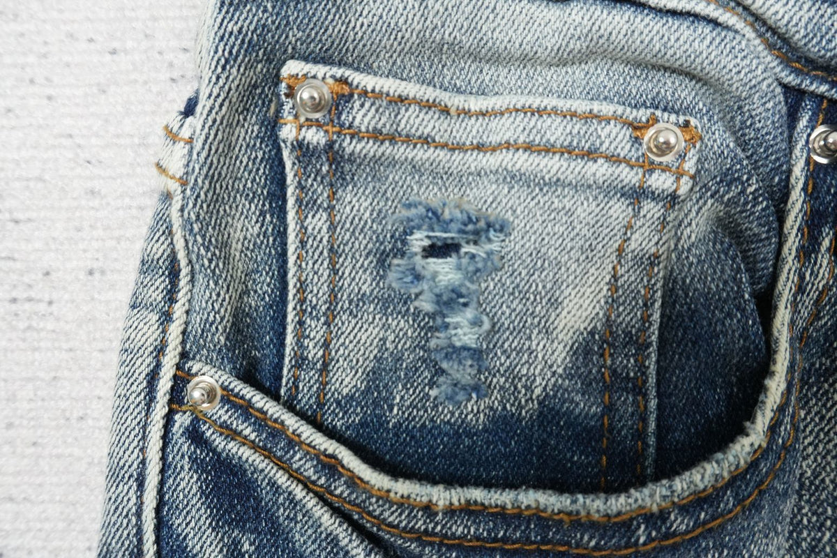 A - JEANS