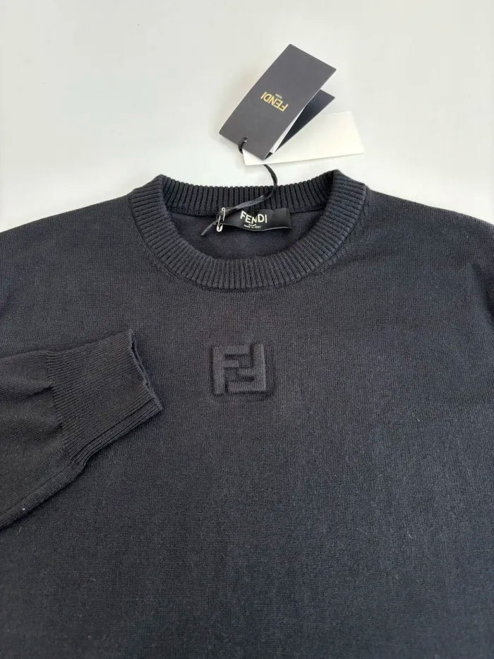 F - SWEATER