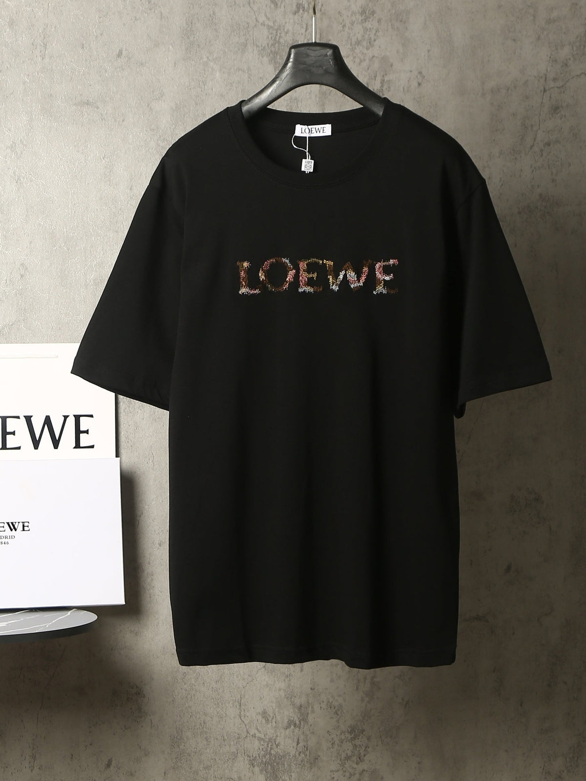 L - TSHIRT