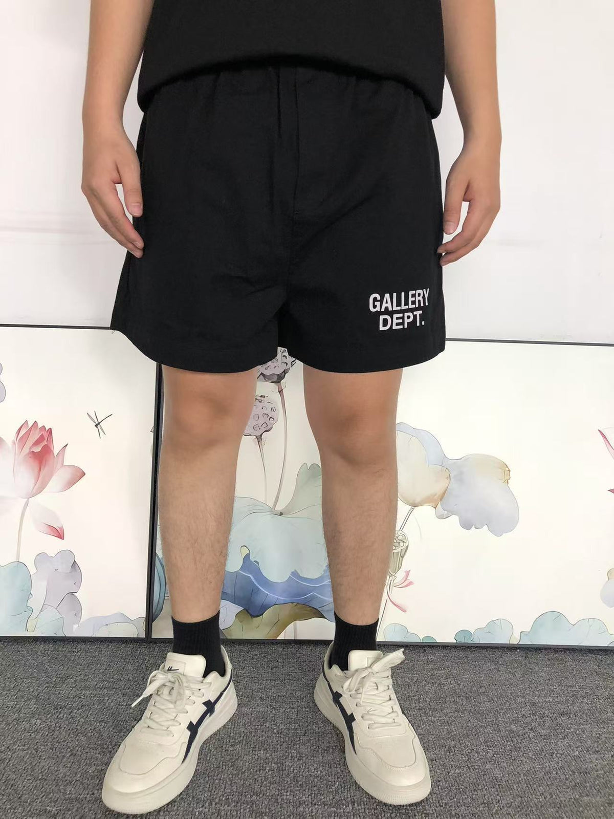 G - SHORTS
