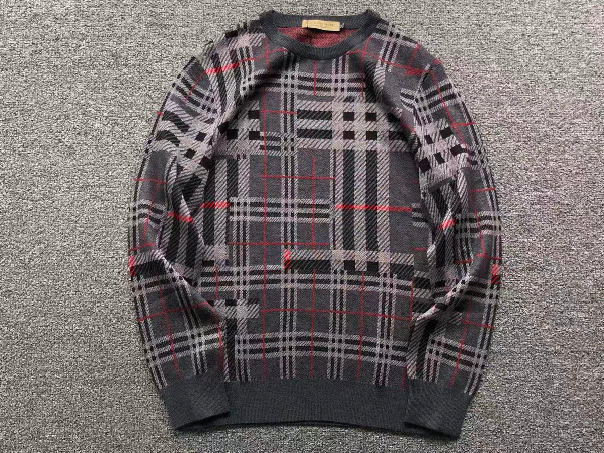 B - SWEATER