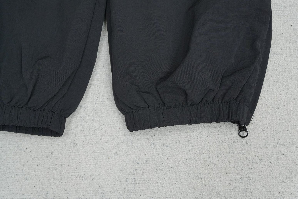 C - SWEATPANTS