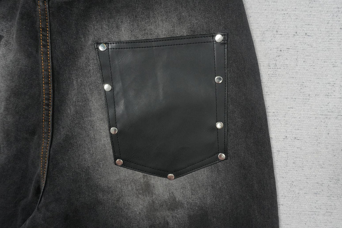 A - JEANS