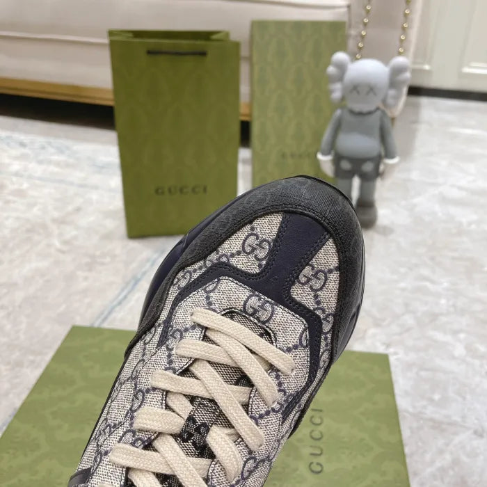 GG - SNEAKERS