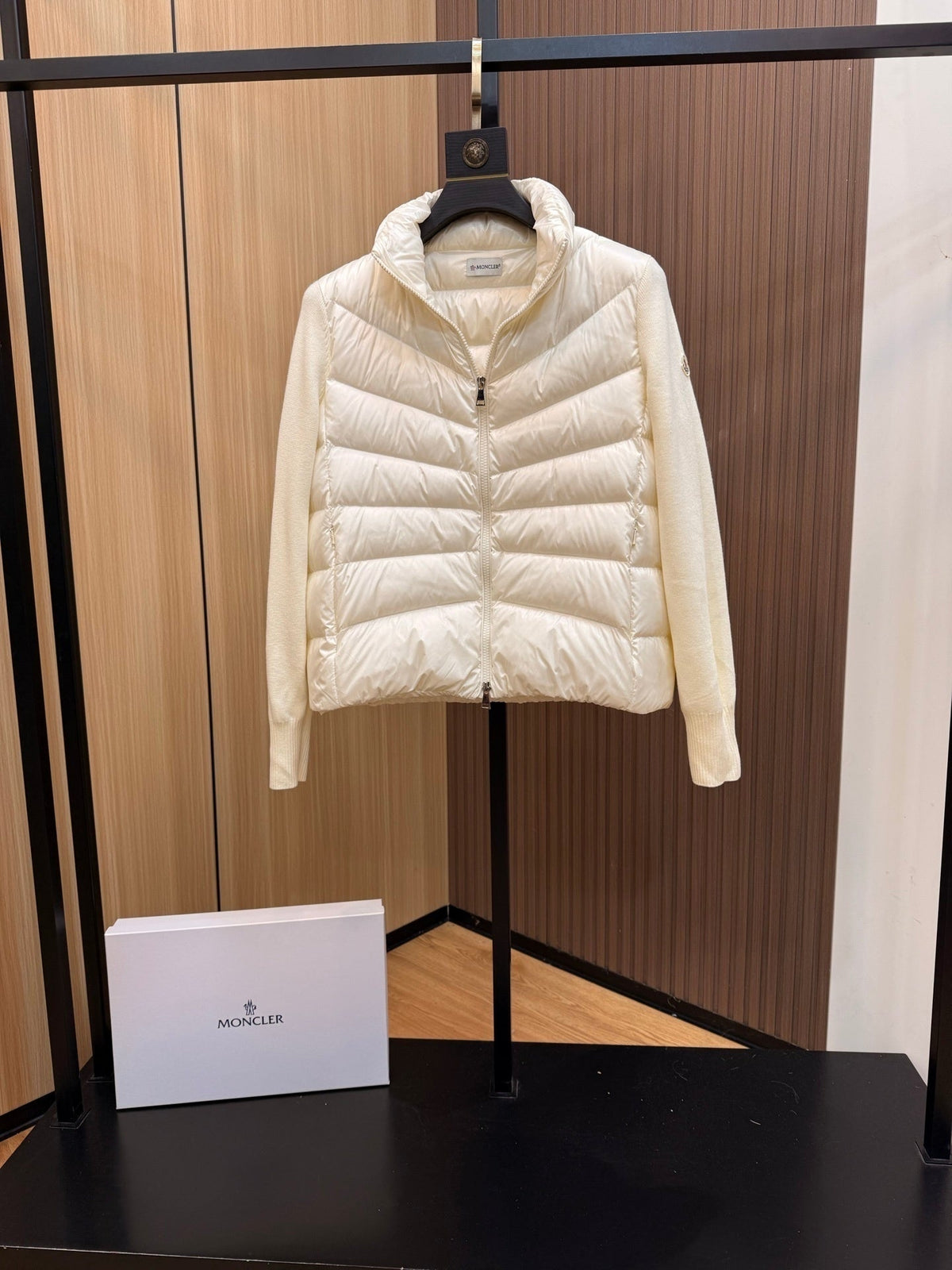 P - CARDIGAN