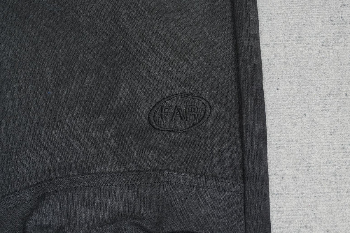 F - SWEATPANTS
