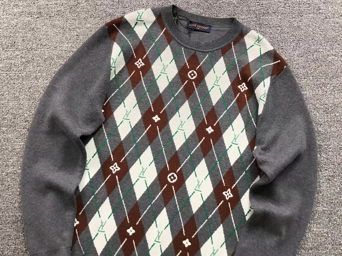 L - SWEATER