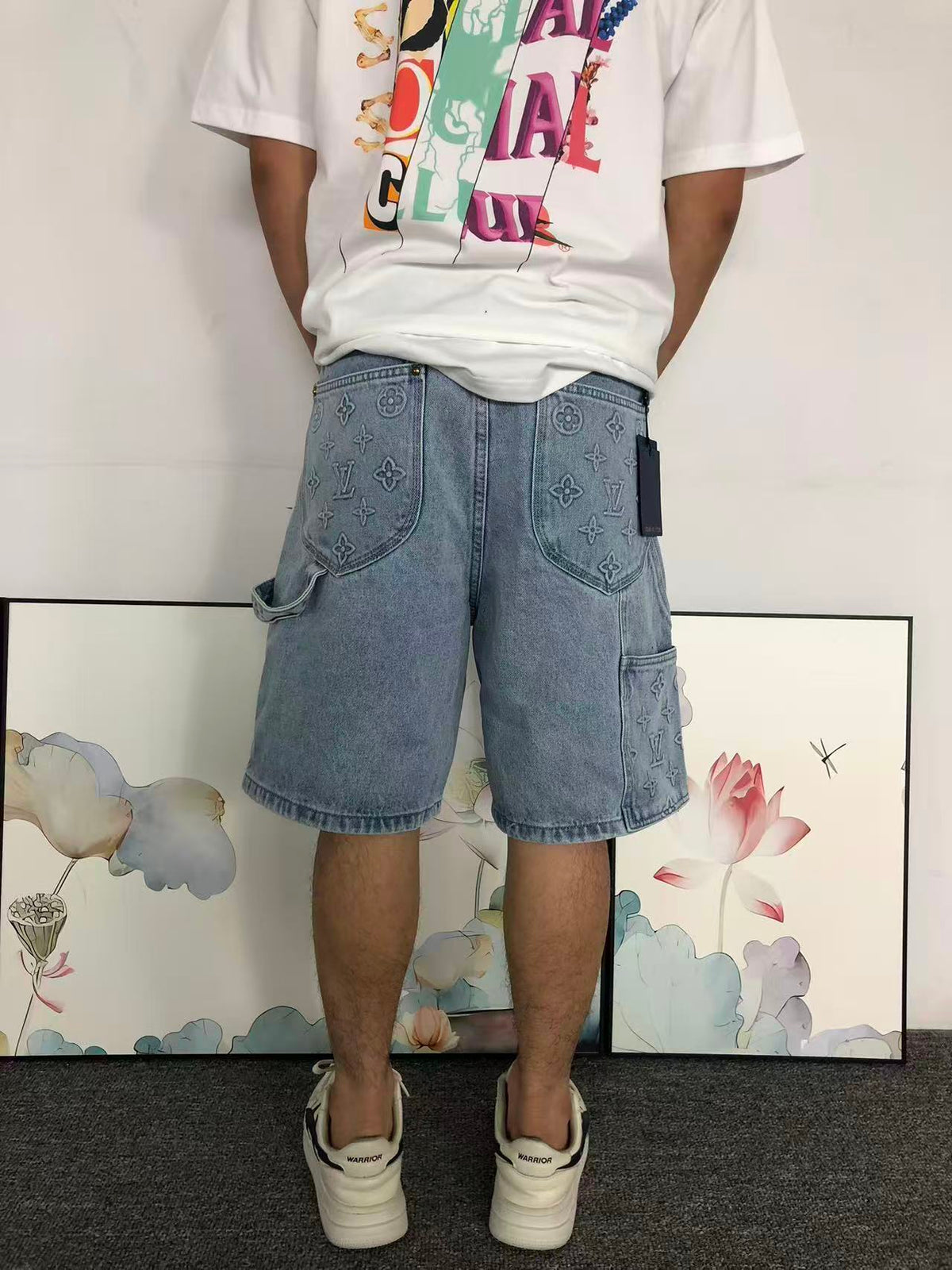 L - SHORTS