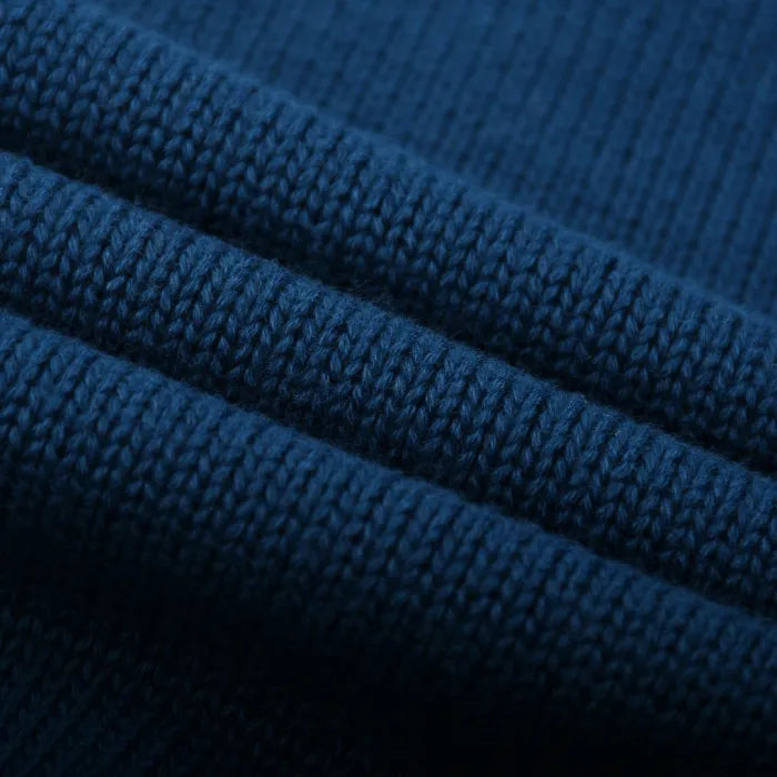 D - SWEATER