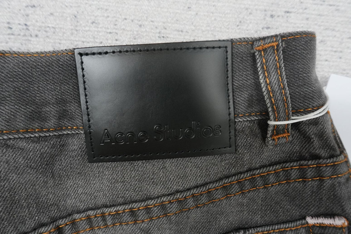 C - JEANS