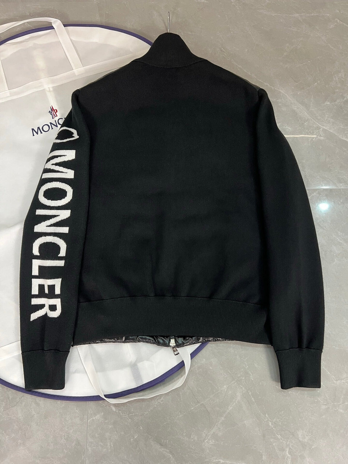 P - CARDIGAN