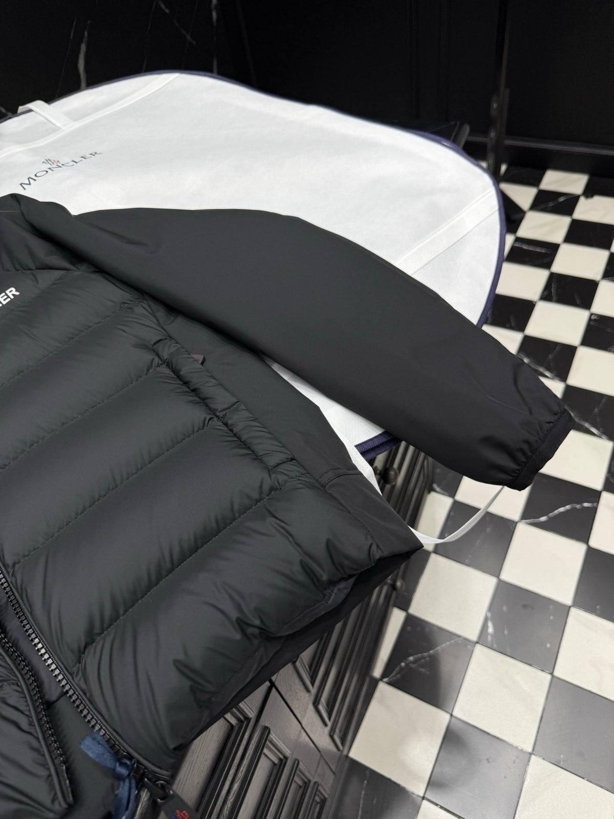 G - CARDIGAN