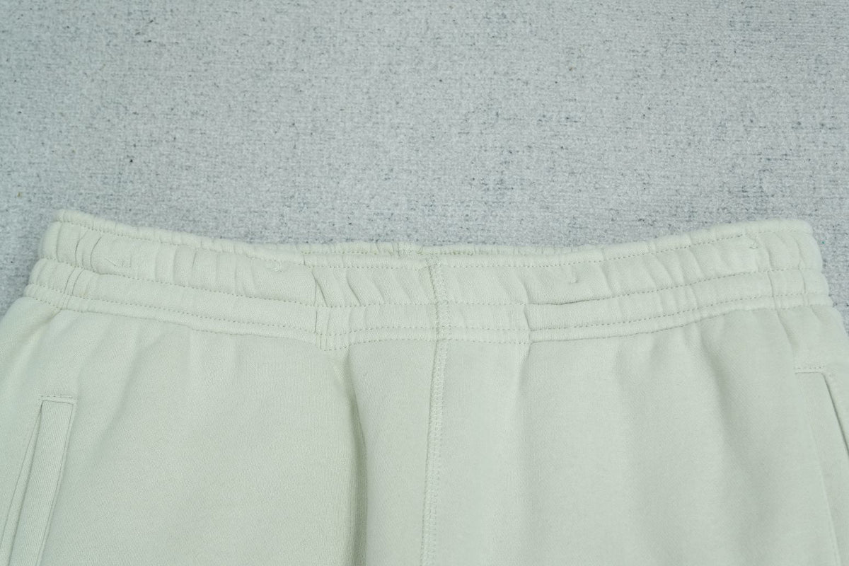 C - SWEATPANTS