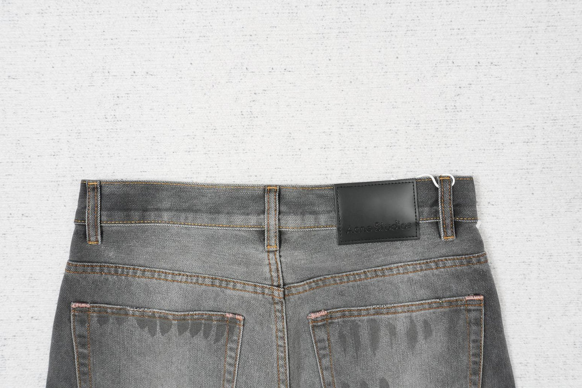 A - JEANS