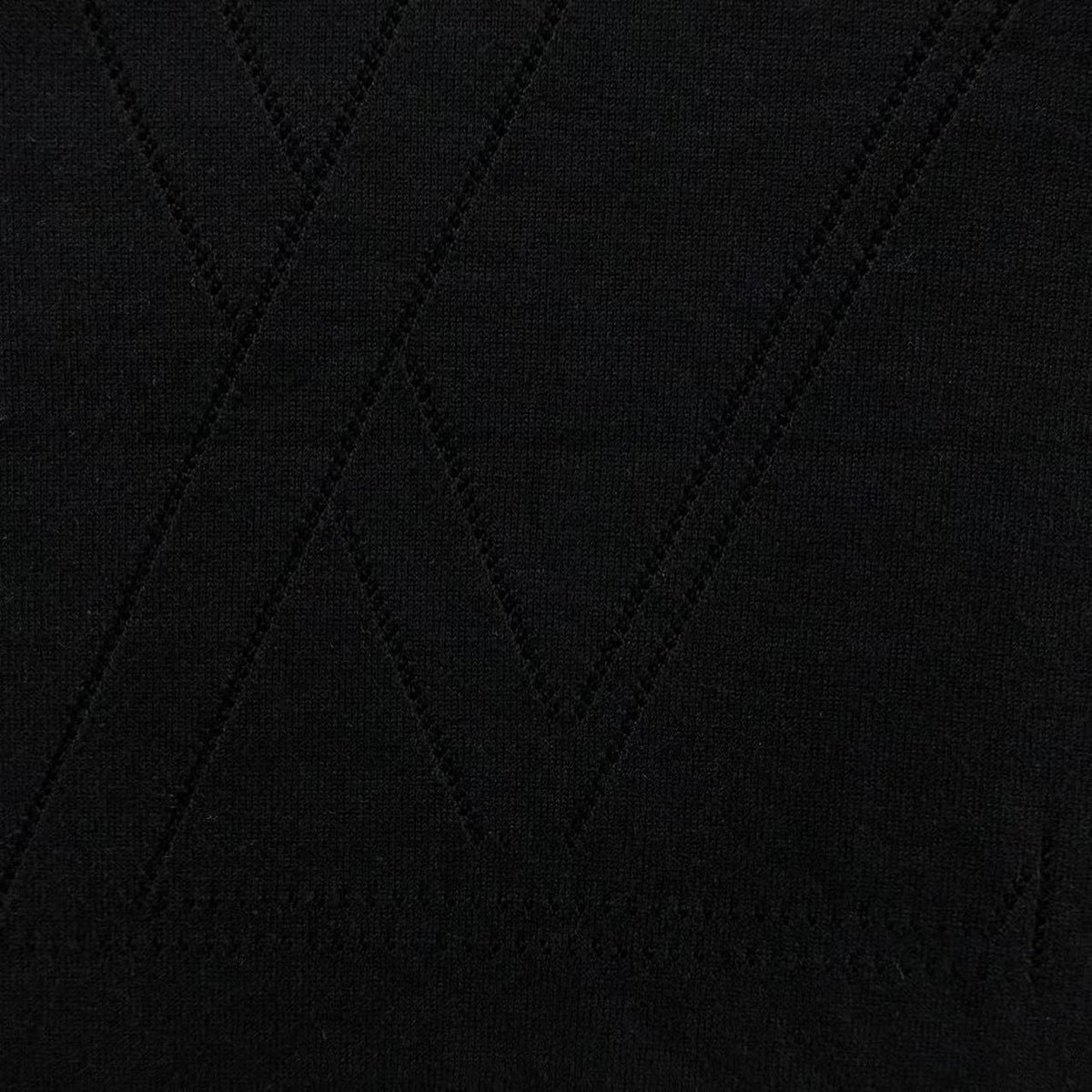 L - SWEATER