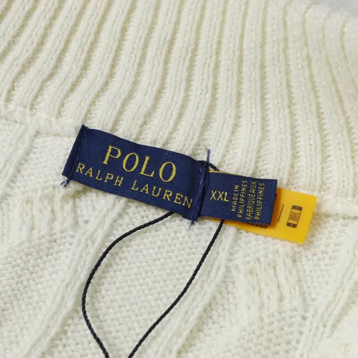R - SWEATER