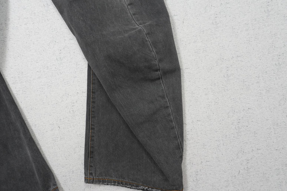 C - JEANS