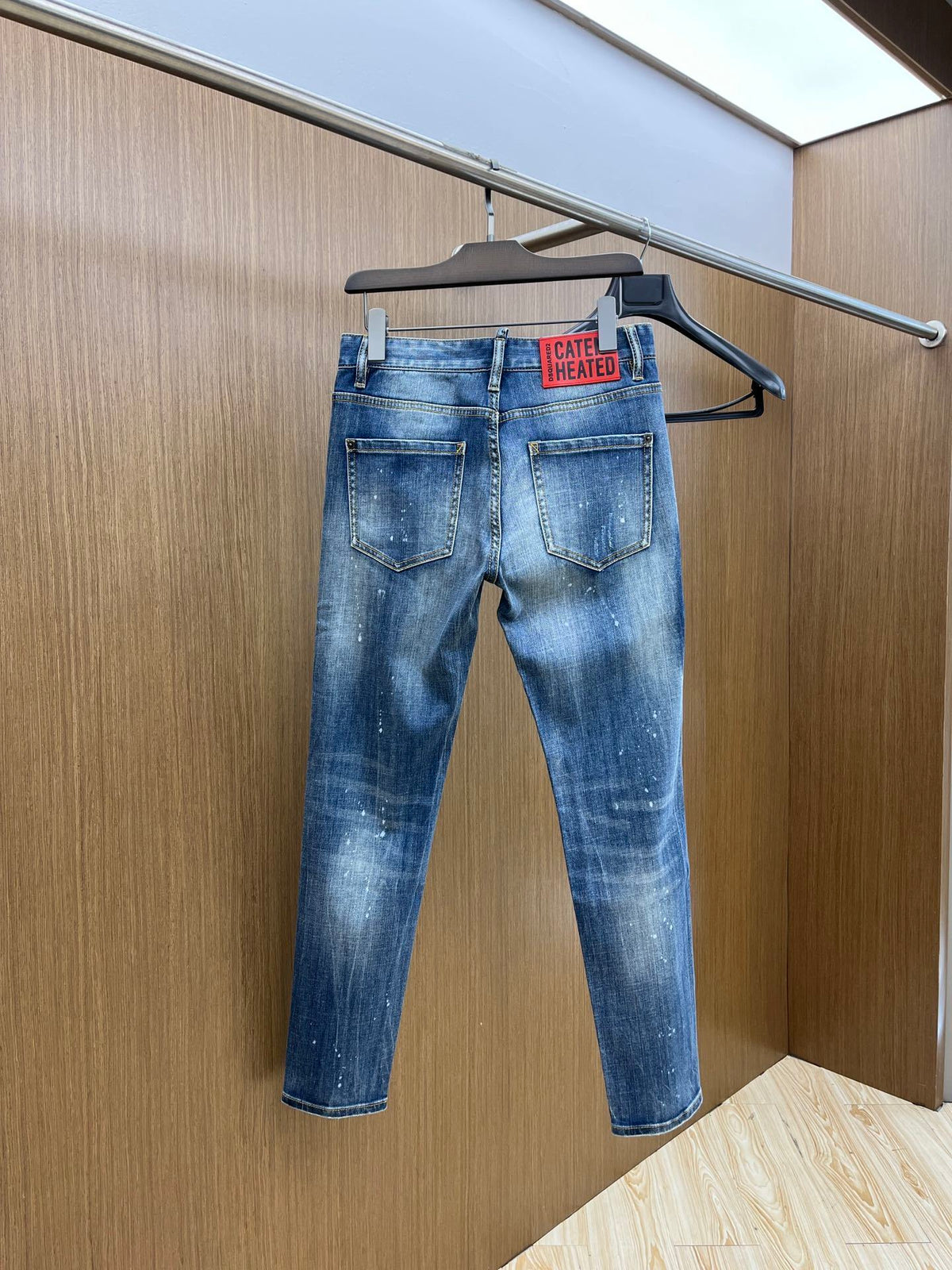 D - JEANS