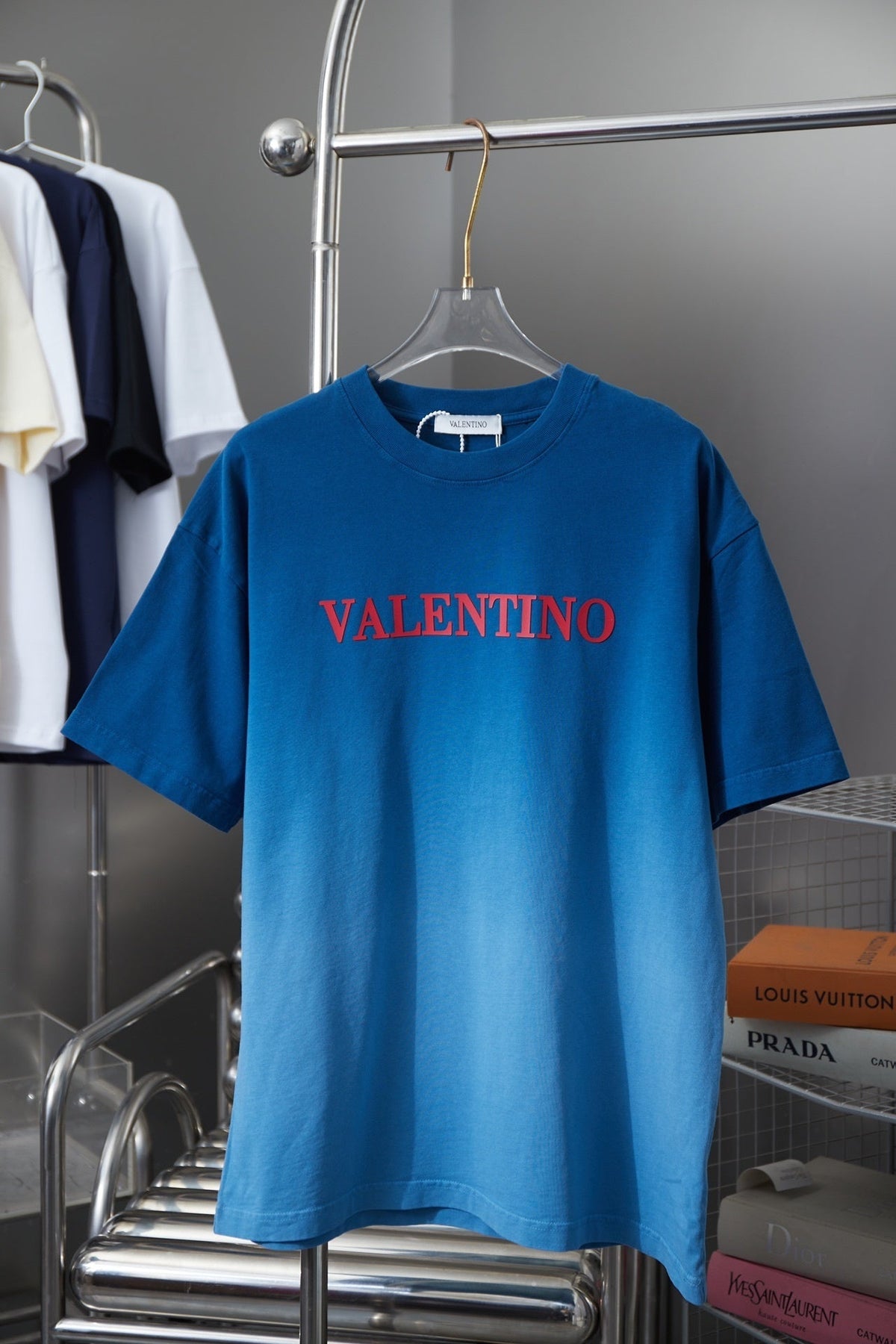 V - TSHIRT