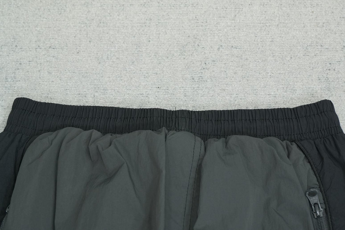 S - SWEATPANTS