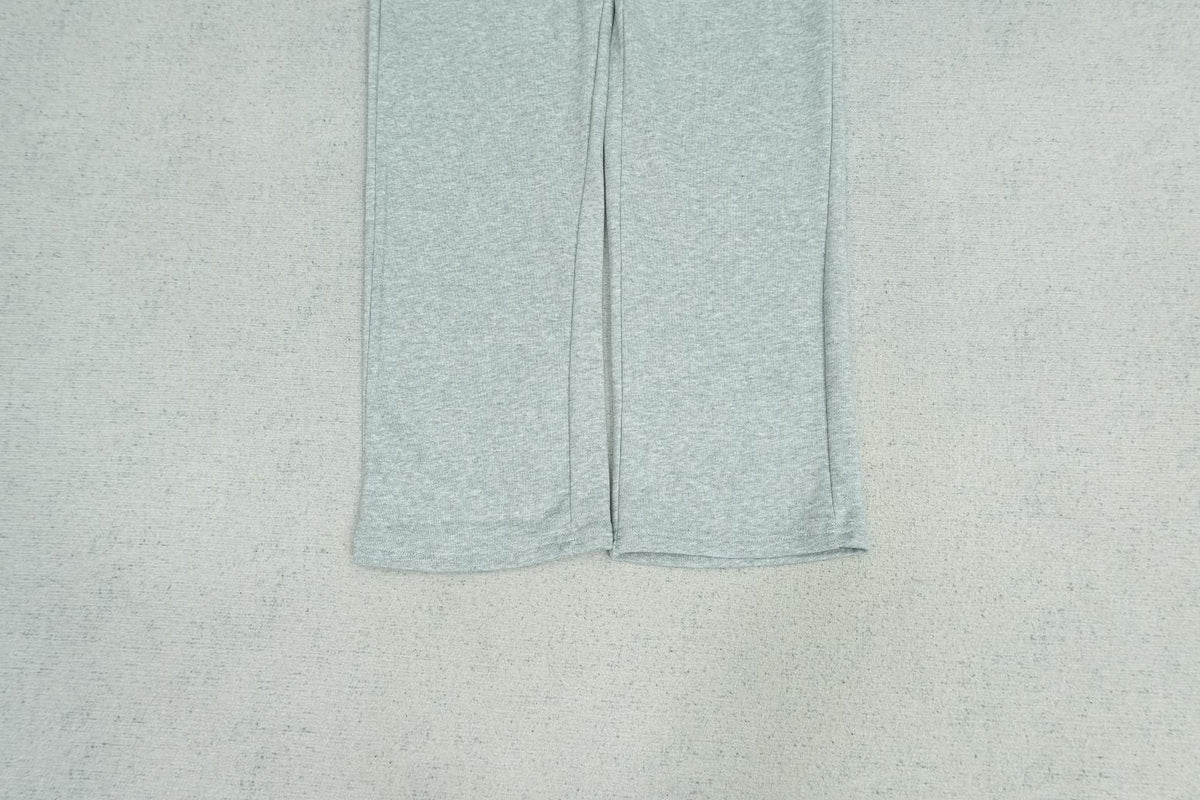 C - SWEATPANTS