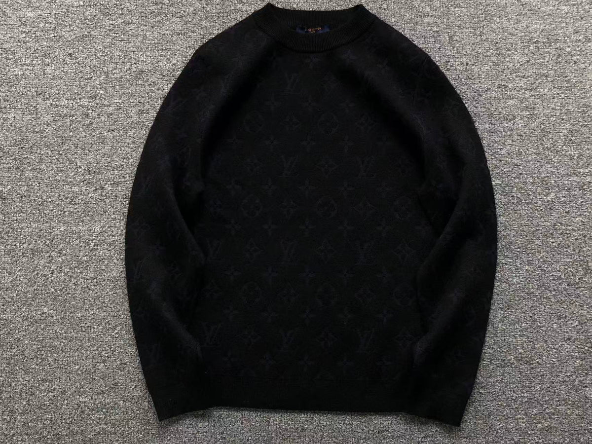 L - SWEATER
