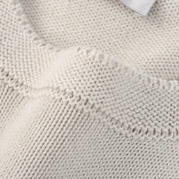 D - SWEATER