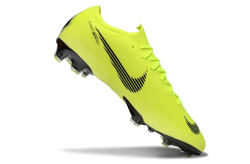 M - FUSSBALLSCHUHE