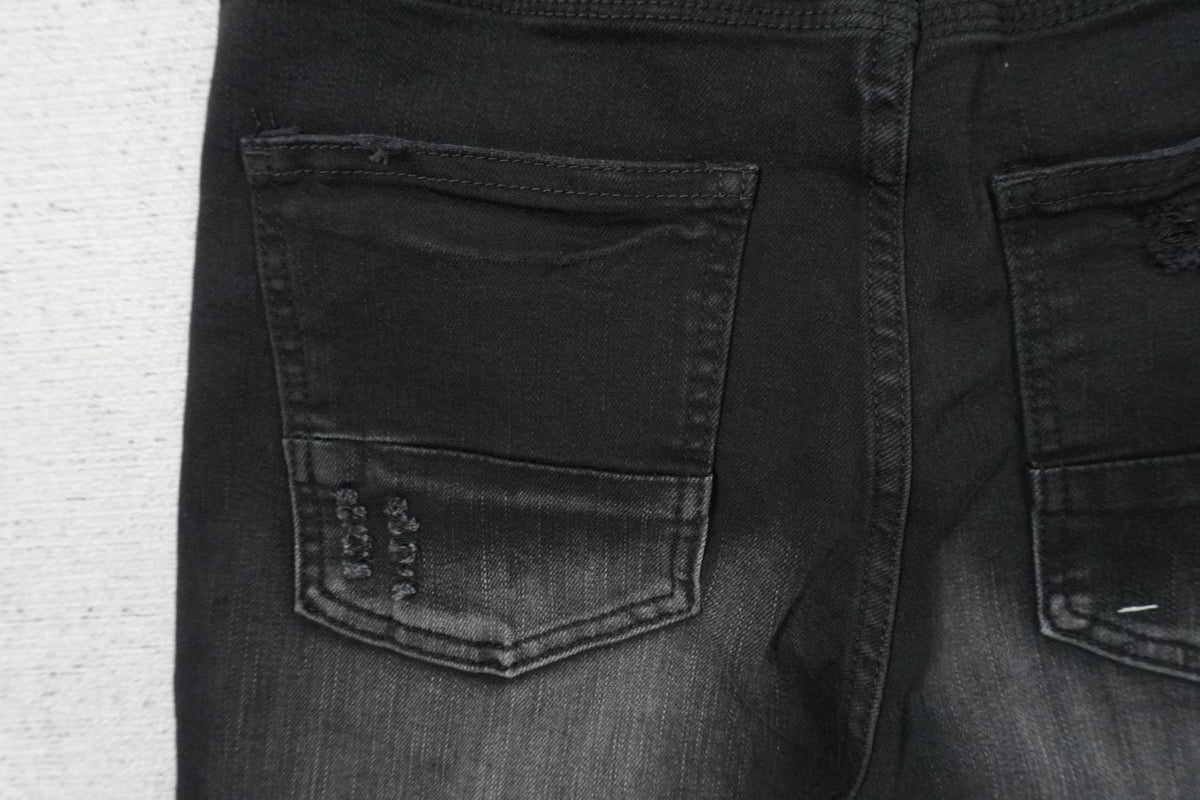 A - JEANS