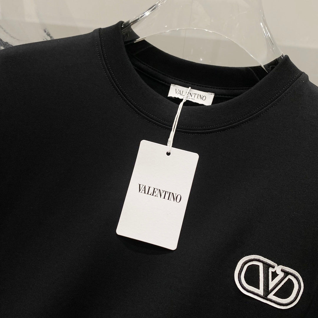 V - TSHIRT