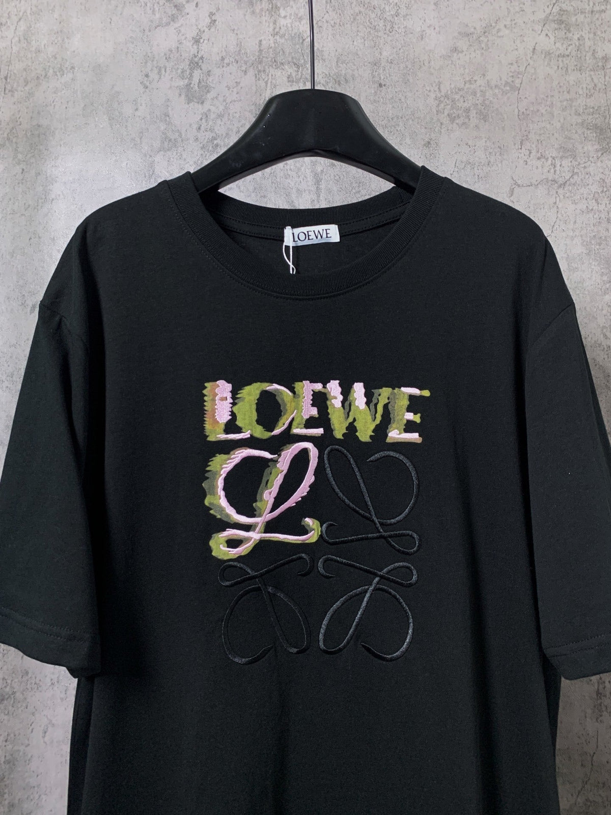 L - TSHIRT