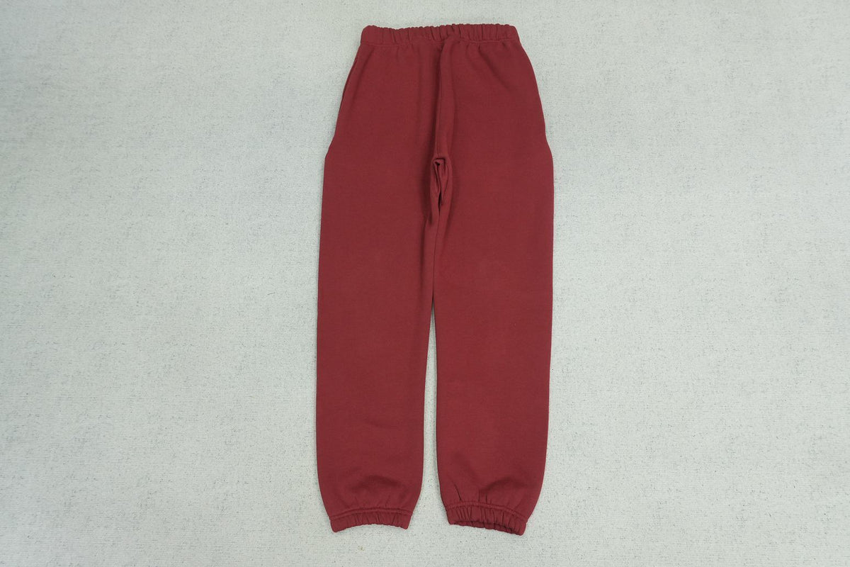 F - SWEATPANTS