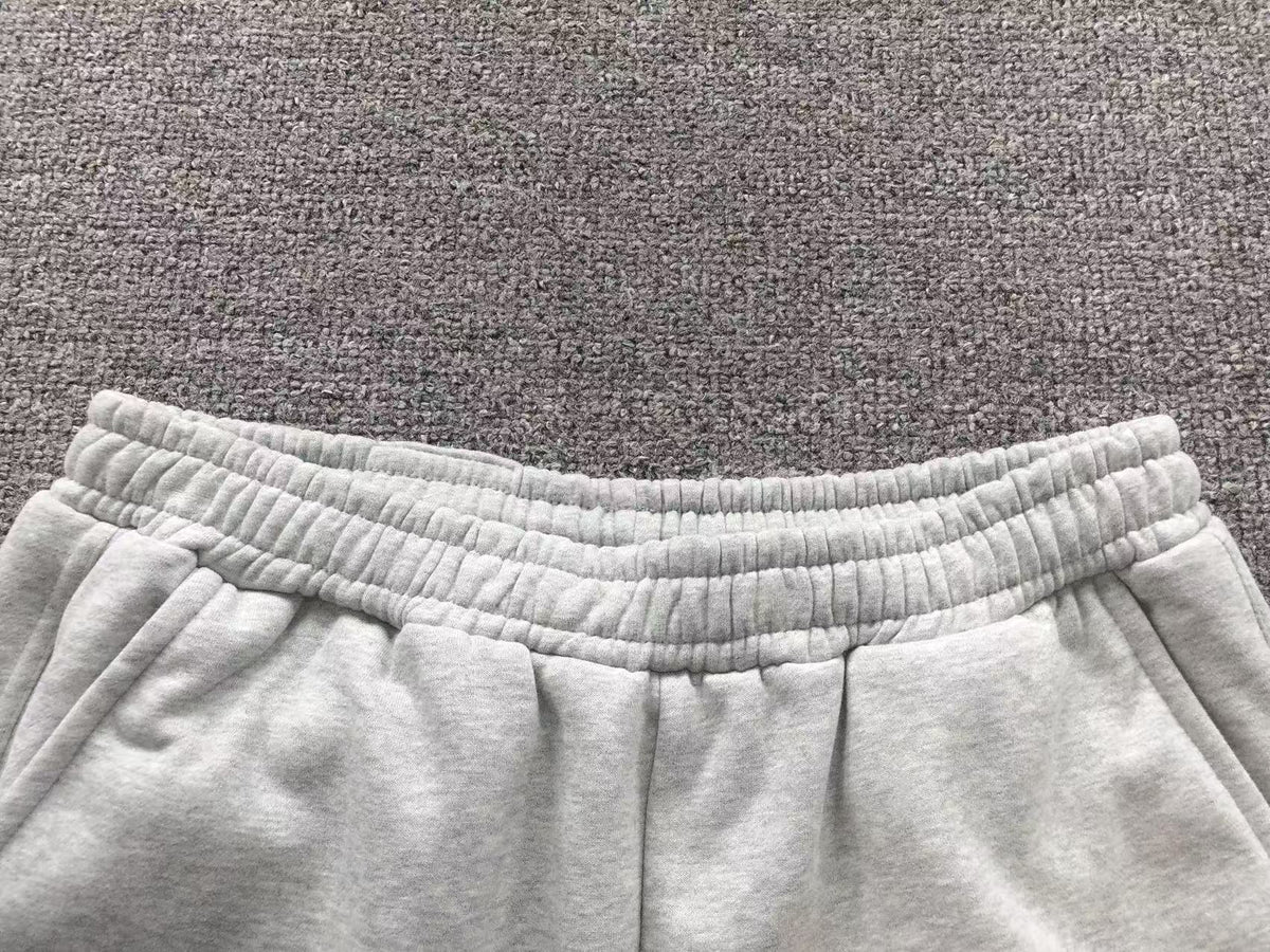 M - SHORTS