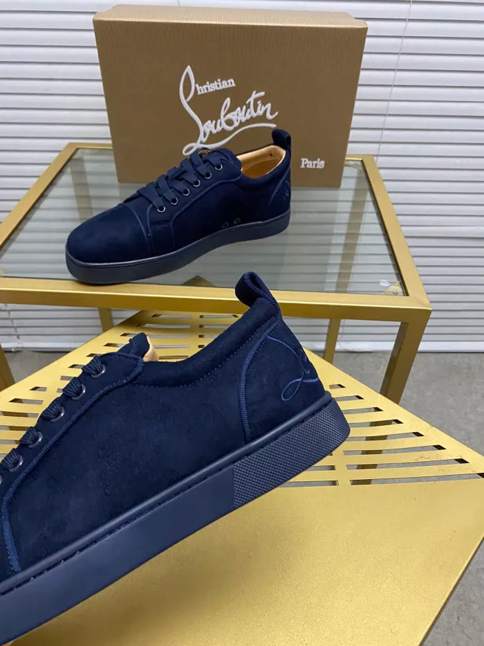 C - SNEAKERS