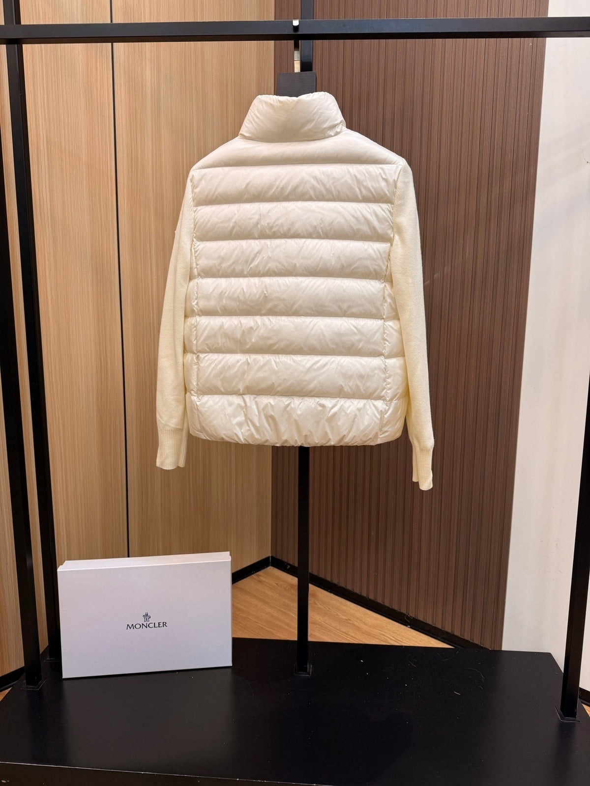 P - CARDIGAN