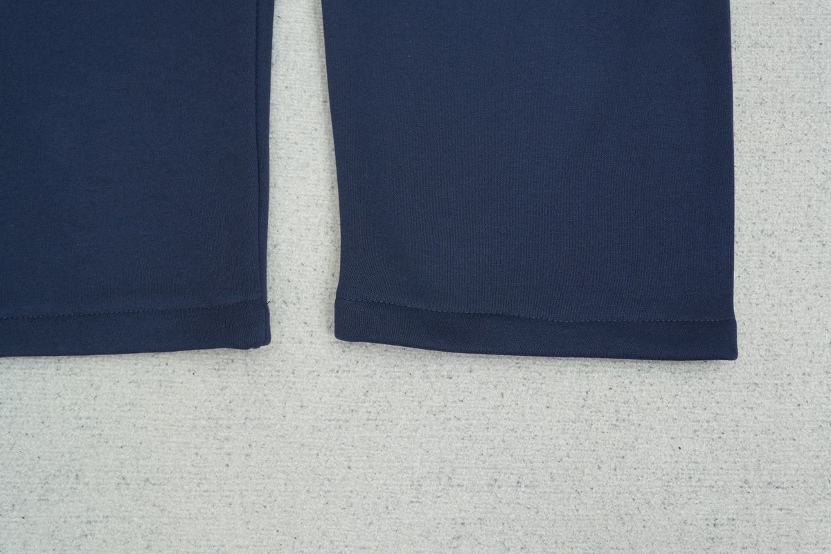 C - SWEATPANTS