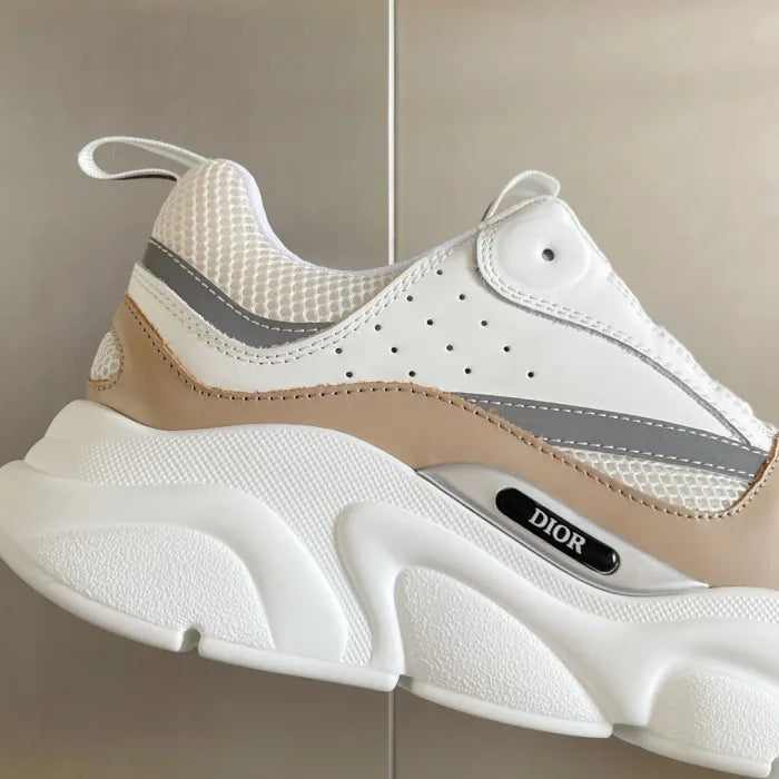 D - SNEAKERS