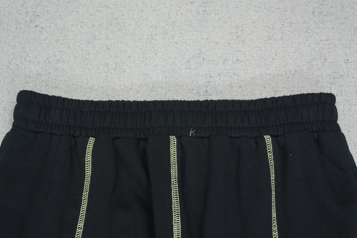 C - SWEATPANTS