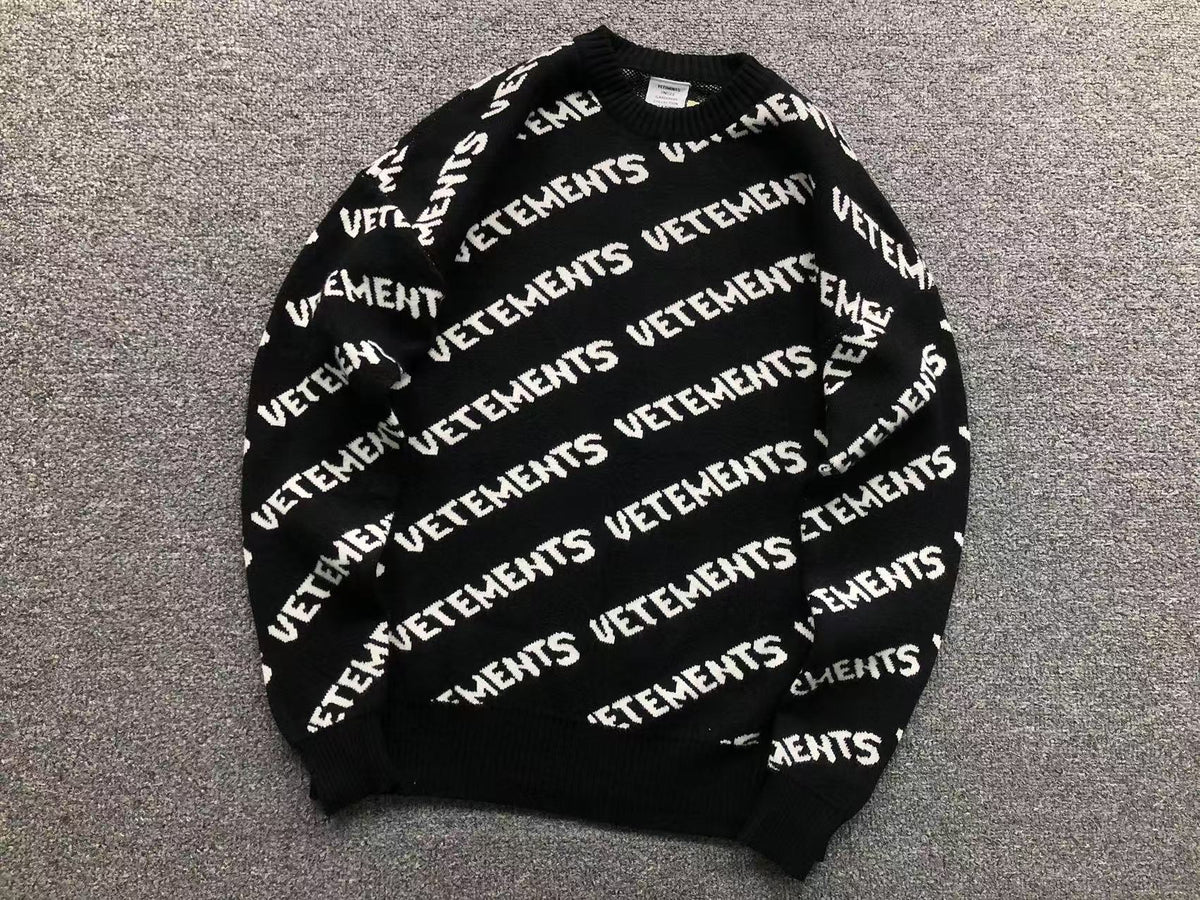 V - SWEATER